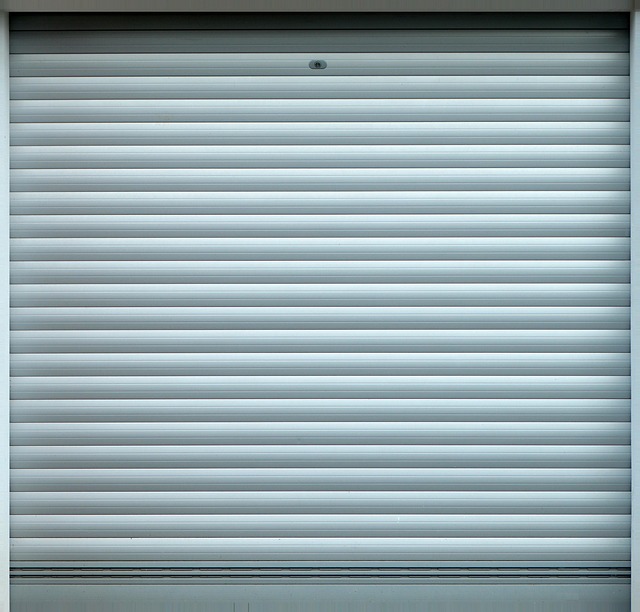 Nová a kvalitní garážová vrata. 